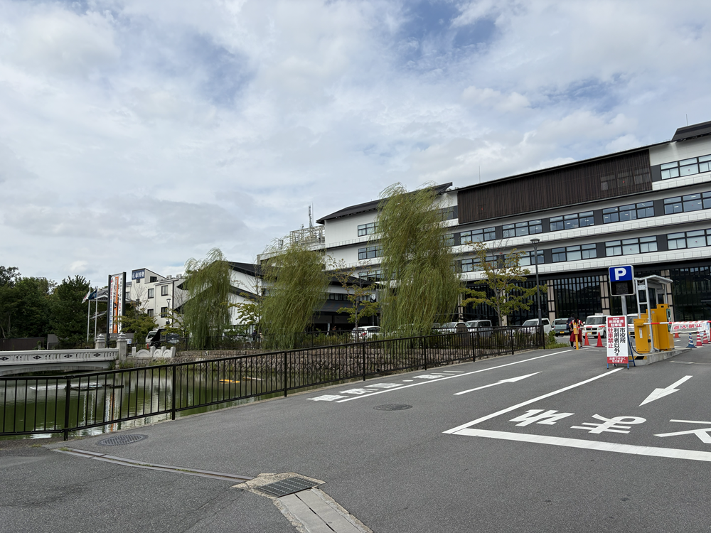 ペーパードライバー教習(講習)奈良県大和郡山市40代女性(近鉄郡山駅周辺道路を走行出来る様に成りたいです。狭い道路が多く難しいです) ペーパードライバー教習(講習)奈良県大和郡山市40代女性(近鉄郡山駅周辺道路を走行出来る様に成りたいです。狭い道路が多く難しいです)